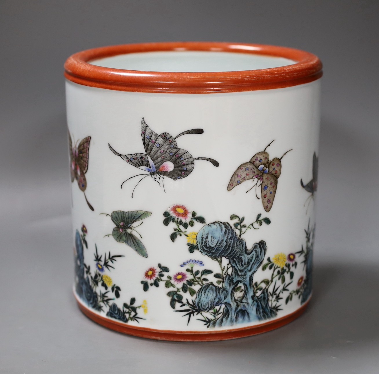 A 20th century Chinese Yongzheng famille rose brush pot, 18cm
